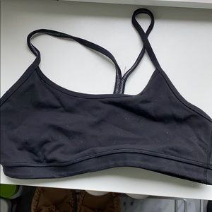 Black lululemon size 6 Flow-Y Sports Bra